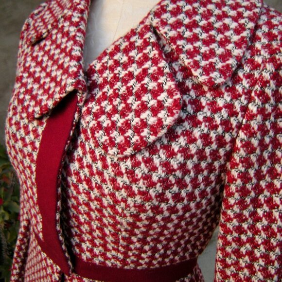 Ho Lai Ladies Tailor Couture Wool Jacket Red Silk Lined SIZE S/M - Picture 10 of 11